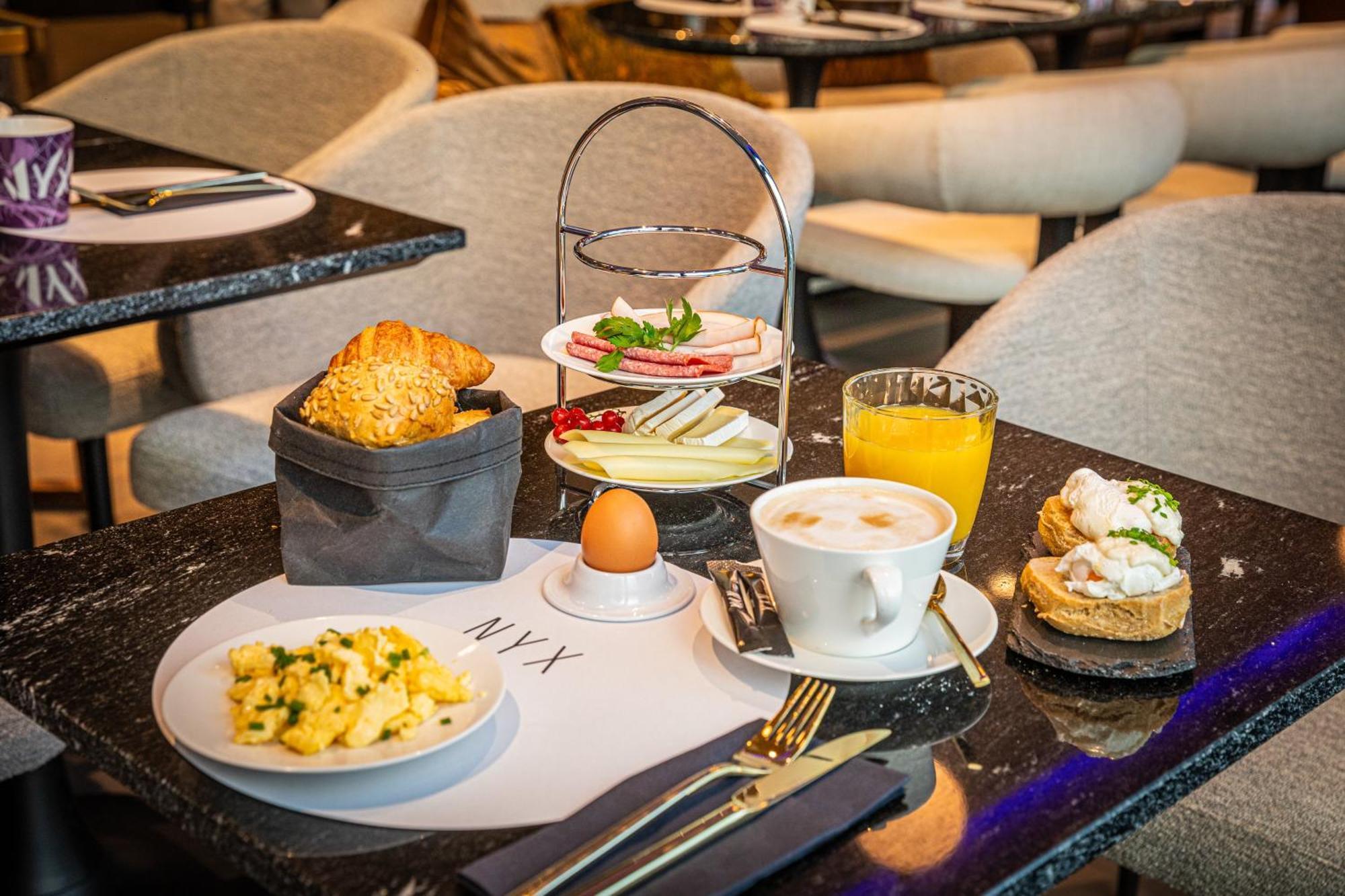 Nyx Hotel Hamburg By Leonardo Hotels Extérieur photo